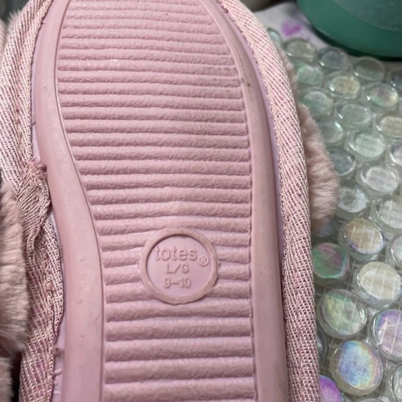 Toasties totes slippers​ - Picture 3 of 4